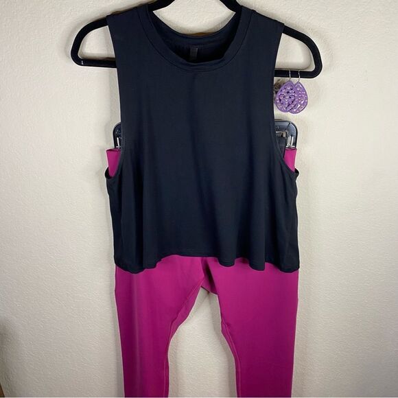 Purple Teardrop Rhinestone Earrings - Picture 3 of 4